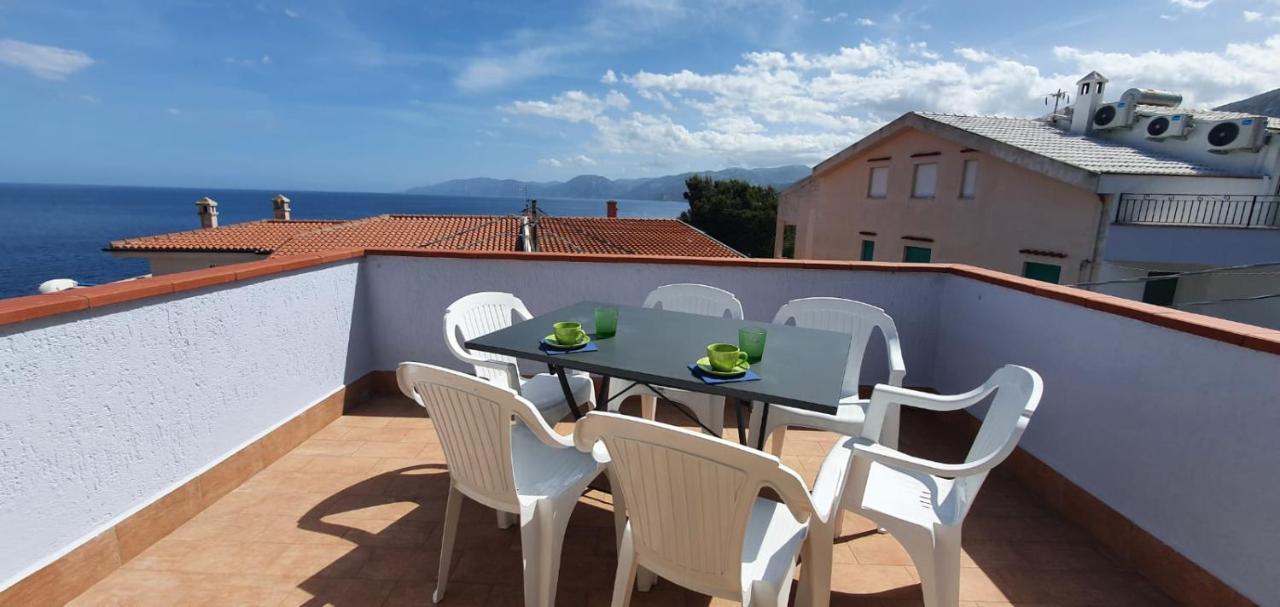 Appartamento Terrazza Vista Mare كالا غونوني المظهر الخارجي الصورة