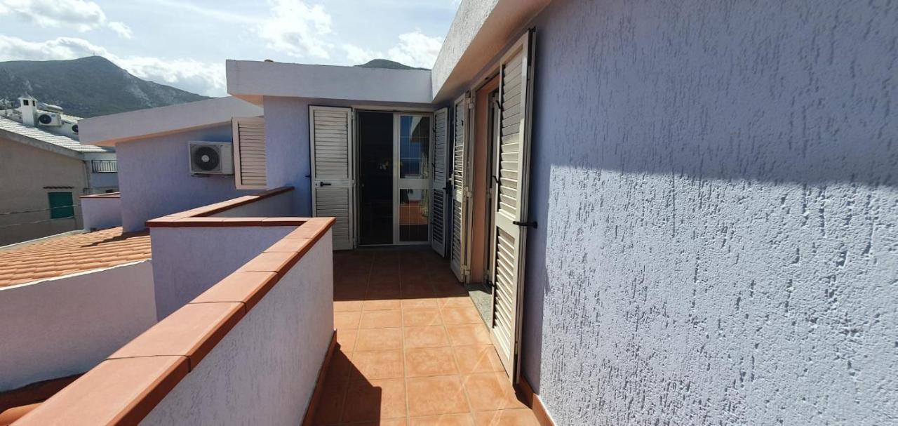 Appartamento Terrazza Vista Mare كالا غونوني المظهر الخارجي الصورة