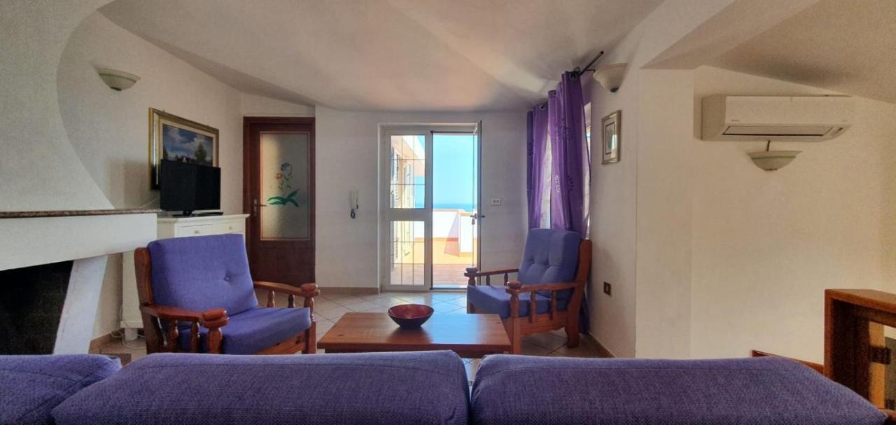 Appartamento Terrazza Vista Mare كالا غونوني المظهر الخارجي الصورة